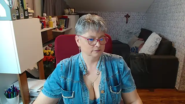 Chat +18 de bigtits4you ao vivo