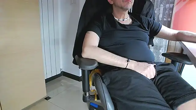 Вебкам-шоу roby24m2