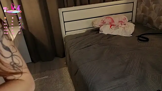 XXX chat uživo modela DaynaMacha