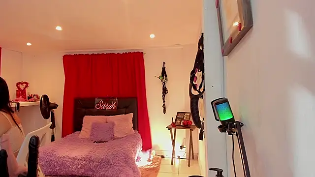 Sarah_teiku লাইভ XXX চ্যাট