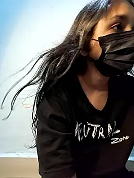 Pertunjukan Kamera Web Mistry_lishu