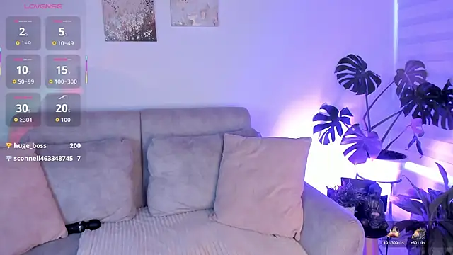 AlleCollins' Live XXX Chat