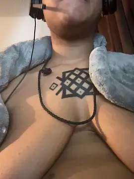 Czat XXX na żywo – nickytheehawtie