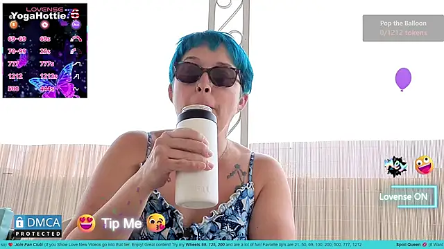 Chat XXX en directo de YogaHottie76