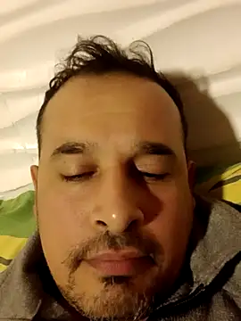 Chatroom XXX en direct de Ezehombre