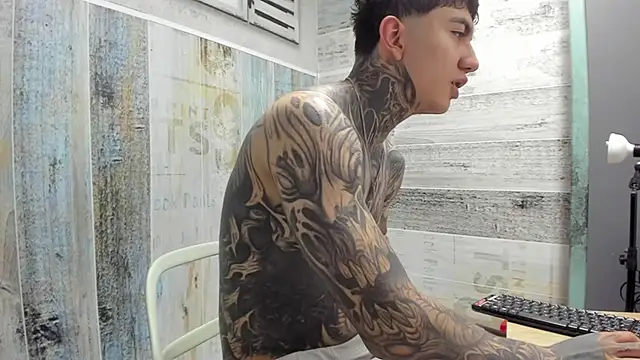 Gury_tattoo Obrolan Langsung XXX