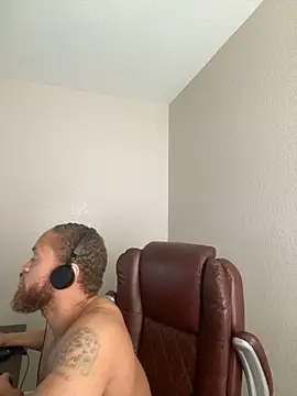 Czat XXX na żywo – Fathero1time