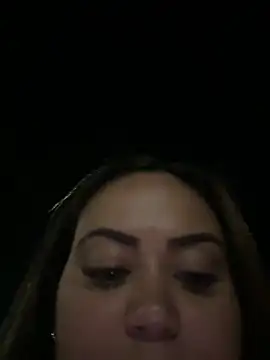 lariicn Live XXX chat