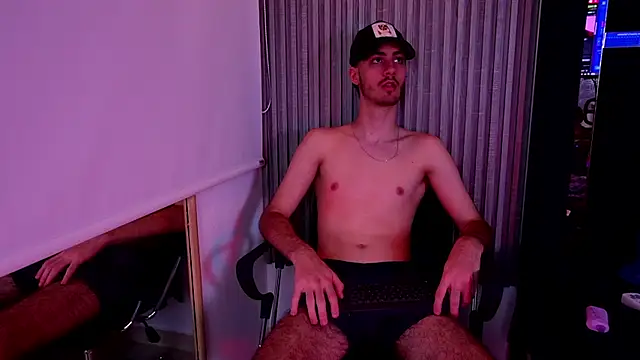 Enzo_Crown – Naživo XXX chat