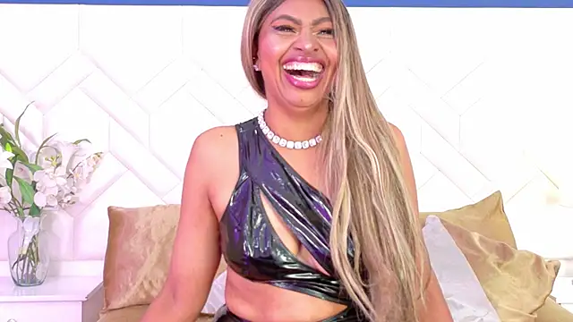 Kiara_Parker_ Live XXX Chat