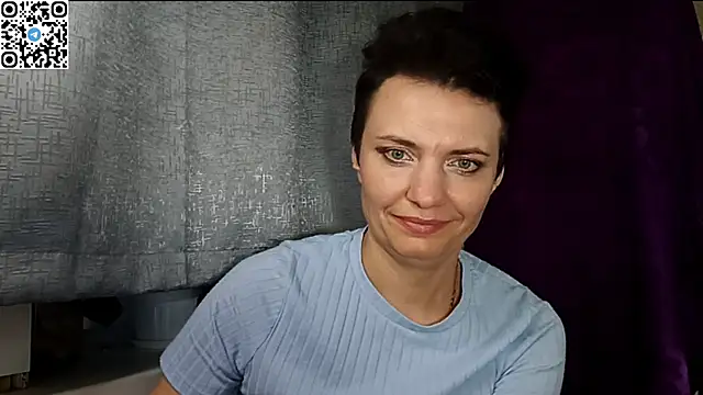 HotMamaQueen234 即時 XXX 聊天