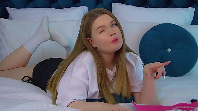 CrystalLyons – Naživo XXX chat