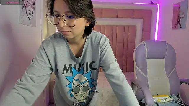 Chat XXX en directo de Klaret_Toy