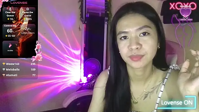 Luna_Moonfang Live XXX-chat