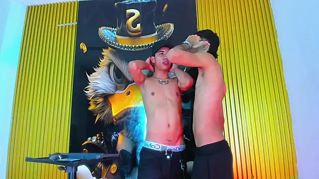 Pokazy przed kamerką – Guys_Latino_Hot