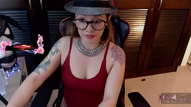 pink-2022: онлайн-секс-чат