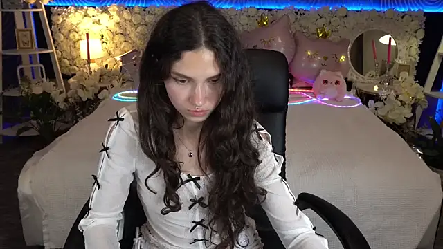 BabyFlowerr – Live XXX-chat