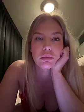 Chloemillerrxx – webcam-show