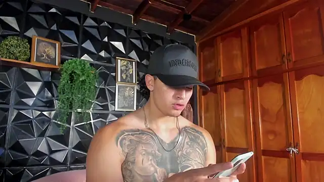 elliot_colton Show Webcam