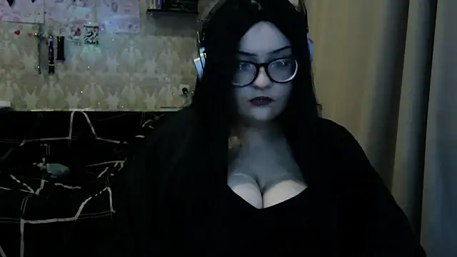 Moon_Fairy2's Live XXX Chat