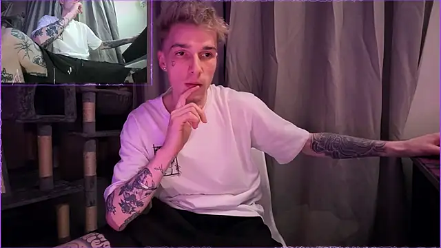 davesinner Adlı Modelin Canlı XXX Sohbeti