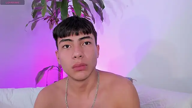 EthanSantori Webcam Show