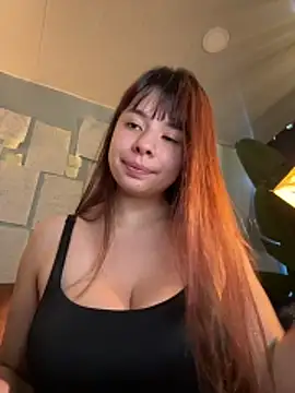 Chatroom XXX en direct de Canneela