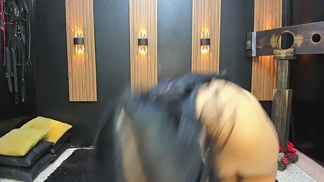 Chat XXX Live BDSM_Vantablack___