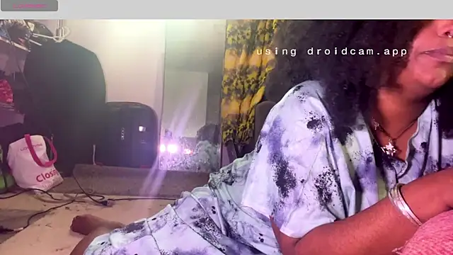 juicy_janet's Live XXX Chat