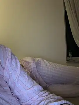 Sembang XXX Secara Langsung SluttyyDenisa
