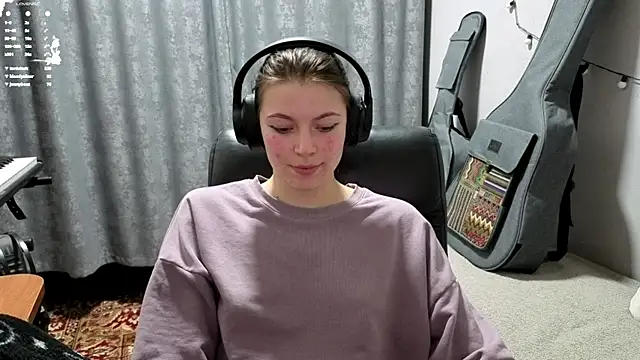 Pokazy przed kamerką – CutieAnny