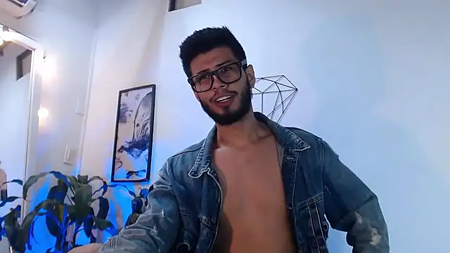 Colby_brown03 Adlı Modelin Web Kamerası Şovu