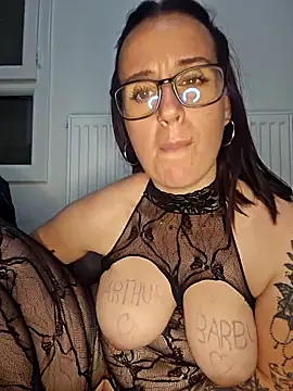 Chat XXX en directo de Lindsay_00off