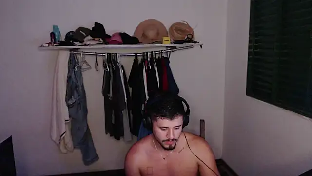 Show de guzzfit na webcam