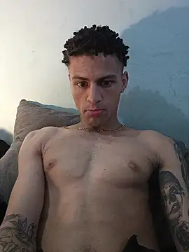 Show modela dany_hardy na web-kameri