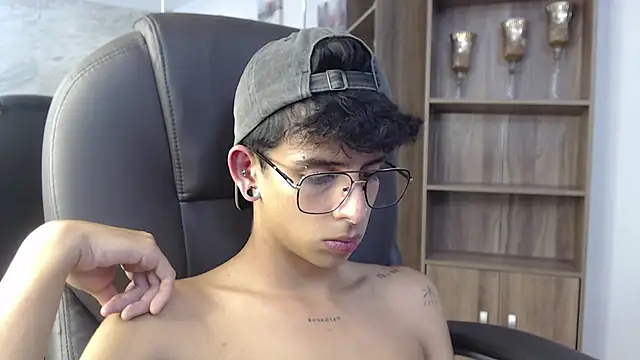Chat +18 de Ibratxandy ao vivo