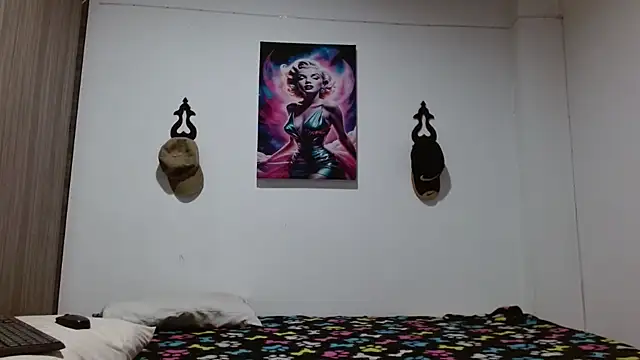 Crystal_Star_ élő XXX-chatje