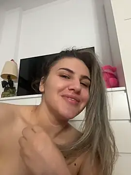 SensualQueenX Webcam show