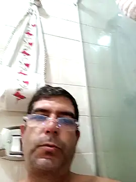Mineirinho44 现场XXX聊天