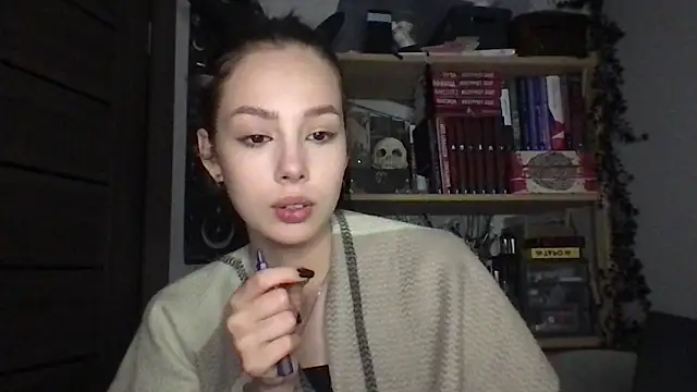 Yuna5343 即時 XXX 聊天