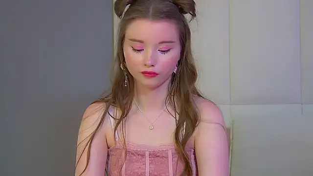KeiraAsti – Naživo XXX chat