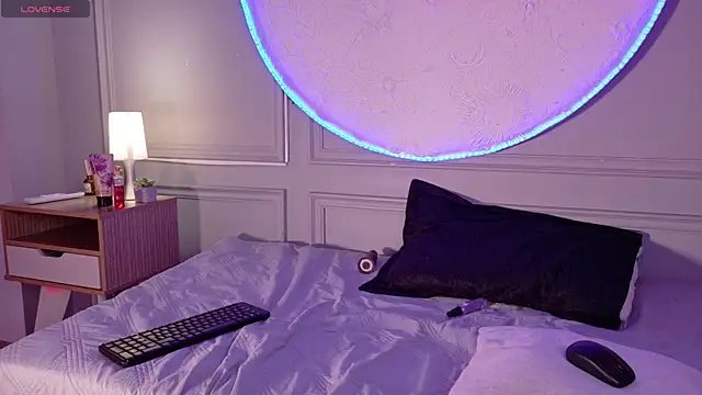 LunaArias – Naživo XXX chat