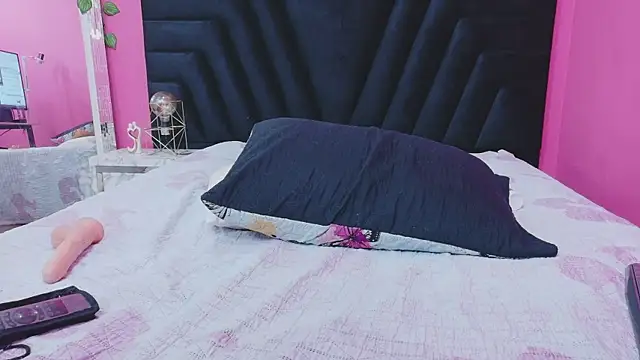 EbonyCoWorker Chat XXX in diretta