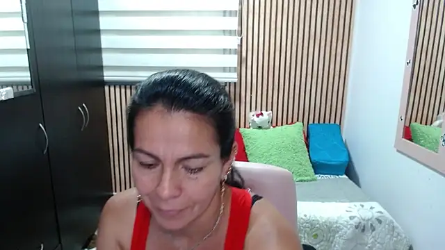 Živý XXX chat camilavargas_