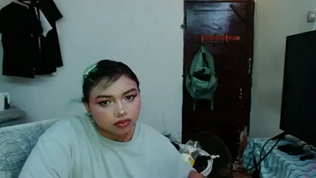 katteyes_20's Live XXX Chat