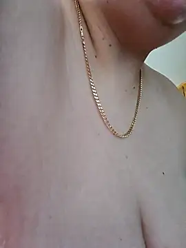 XXX chat uživo modela DevilDahm
