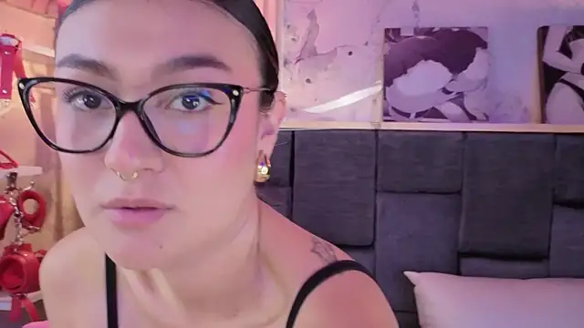 Chat XXX en directo de Im-Lola