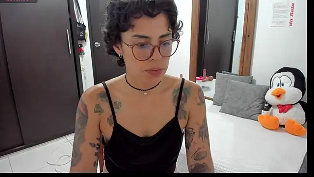 XXX chat uživo modela natt_op