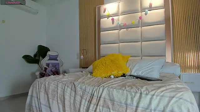 Taylor_Royal_ webkamerás műsora