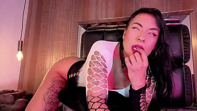 MishaKinki 라이브 XXX 채팅